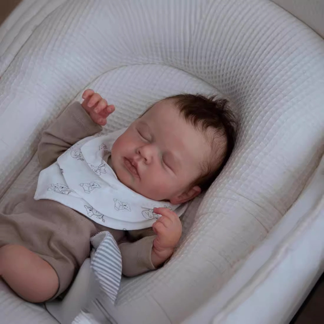 Discover the Magic of the 19-inch Doll Simulation Doll Reborn Baby